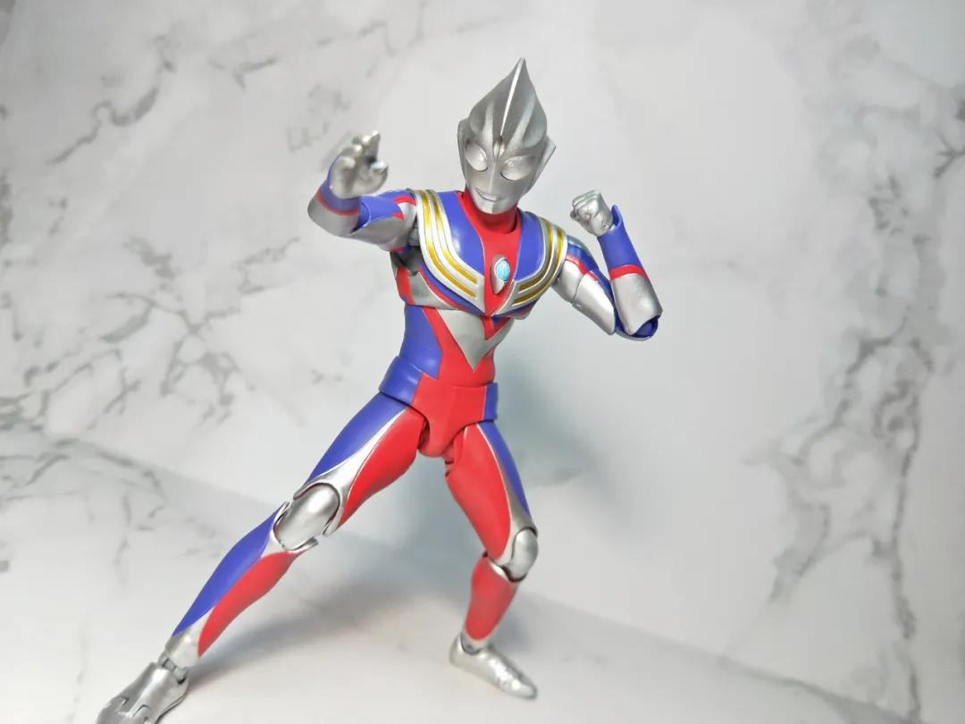 光的继承者迪迦奥特曼国语版,shf特利迦奥特曼开箱