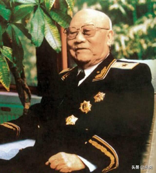 曾克林指挥不如韩先楚，才是降职真正原因，1955年授少将