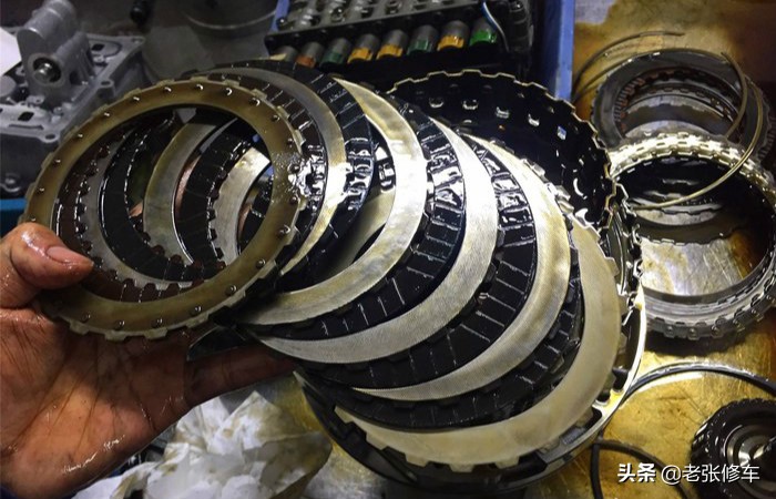 宝马变速箱维修价格表,宝马三系变速箱维修多少钱