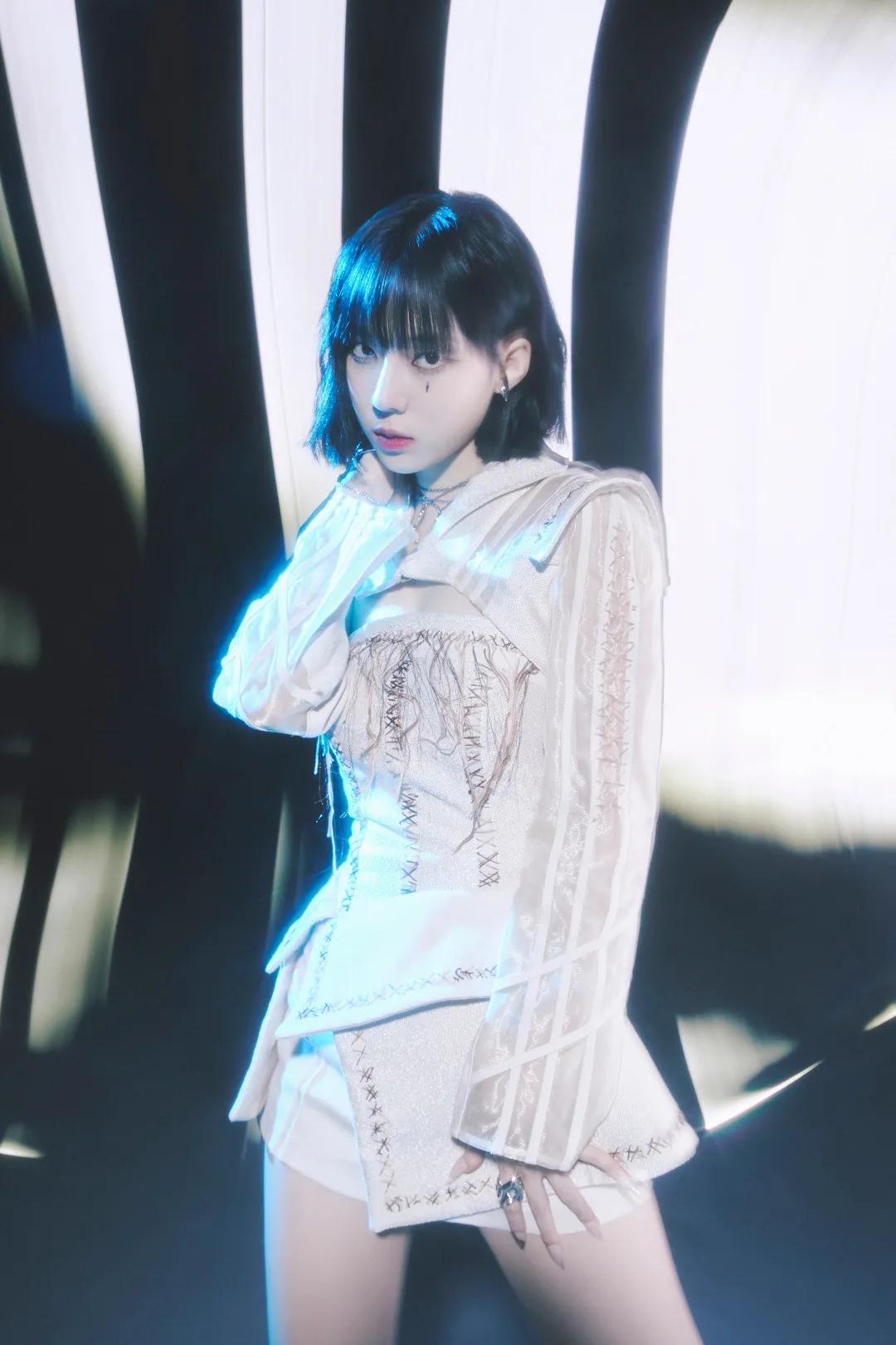 2021什么发色最显白减龄,在家染发色2021年最火发色显白