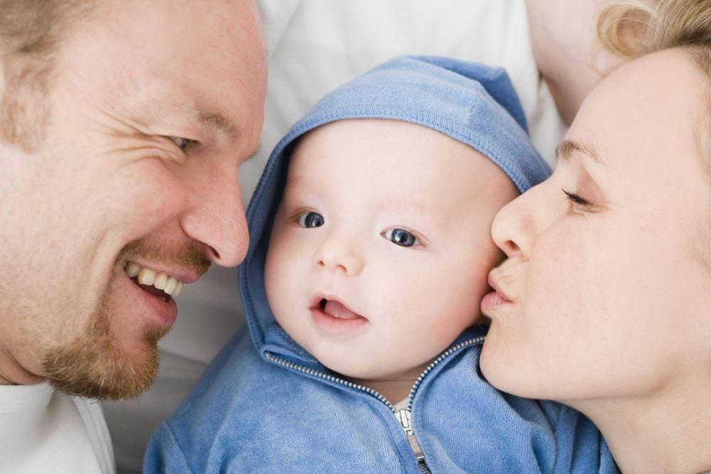 荨麻疹有什么症状和治疗方法,八个月宝宝麻疹的症状和治疗