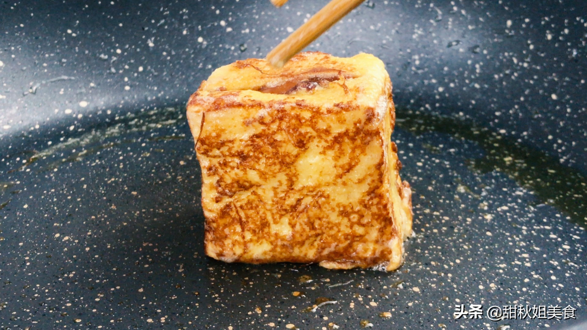 吐司轻松做香甜爆浆西多士,鸡蛋芝士吐司饼夹心西多士怎么做