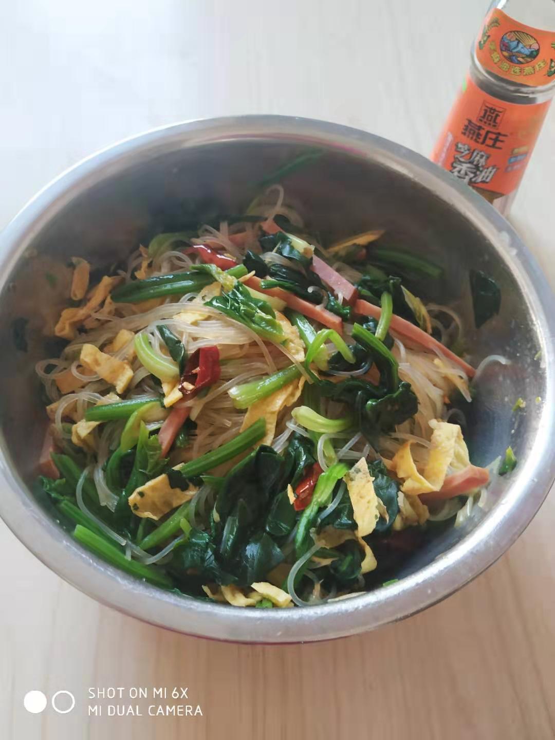 凉拌火腿肠金针菇干豆腐,凉拌火腿肠年夜饭飘香