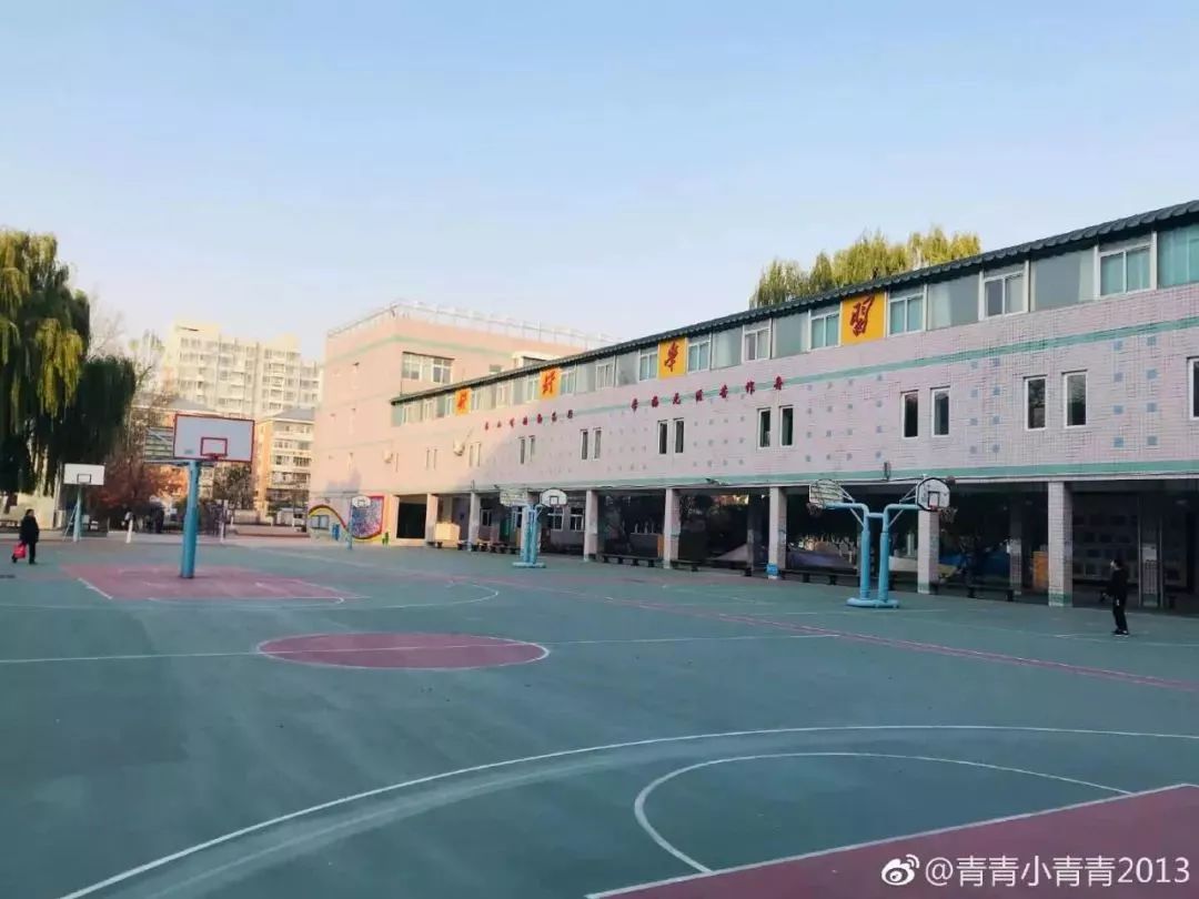 鑲茶嫳瀛︽牎鏃ュ父,鑲茶嫳瀛︽牎鍥炲繂