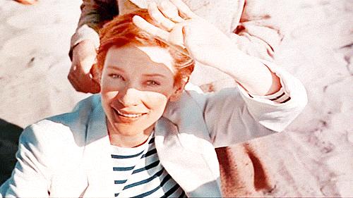 地球太烦了，这个男人居然想带全人类飞向天空