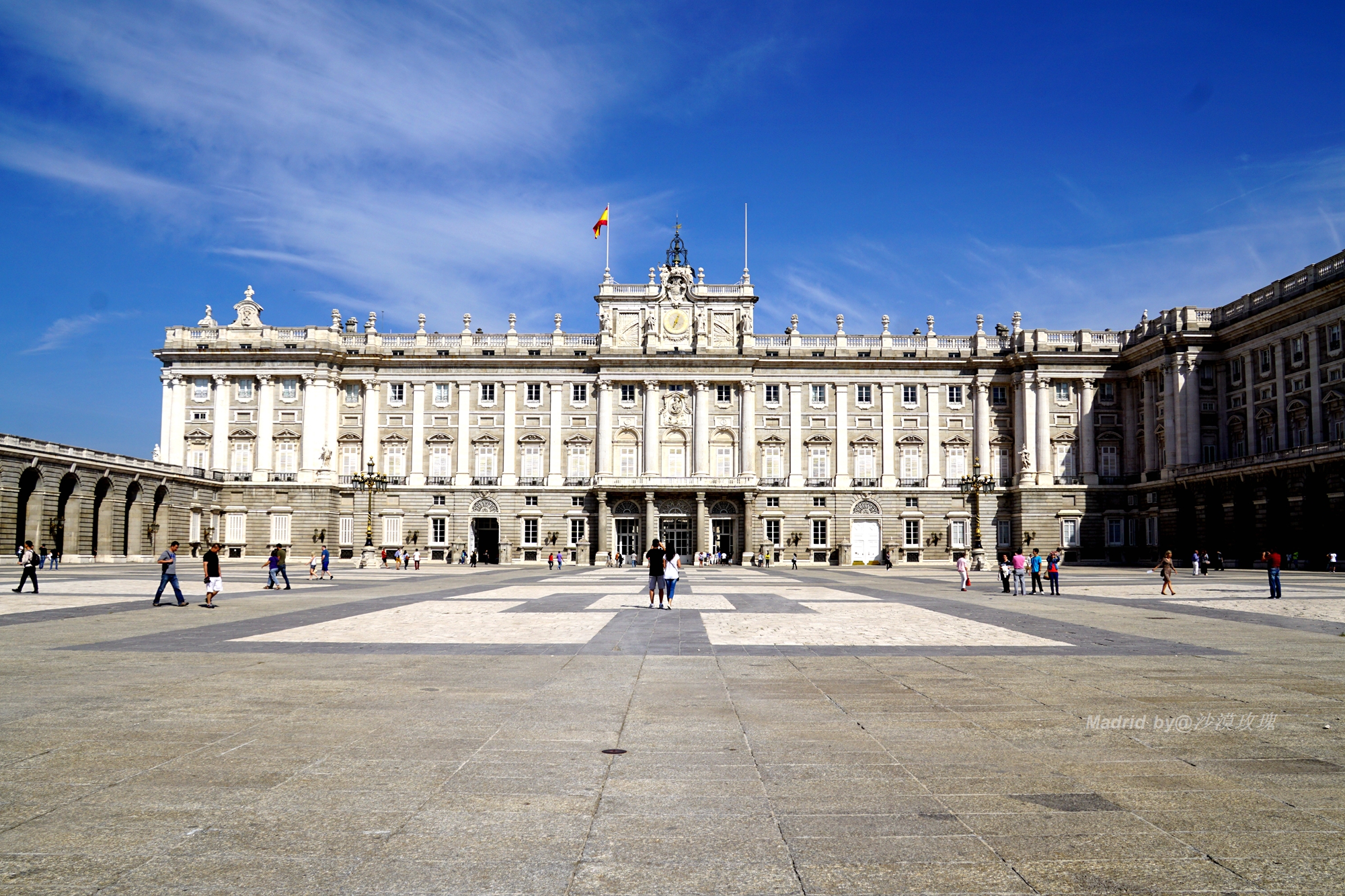 仿造凡尔赛宫的欧洲第三大王宫,两代国王的华丽梦想