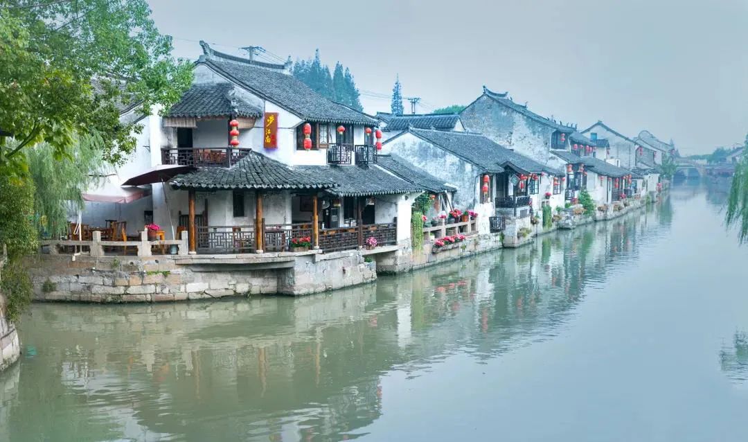 长春出发特价机票四月,长春出发双人旅游套餐含机票团购