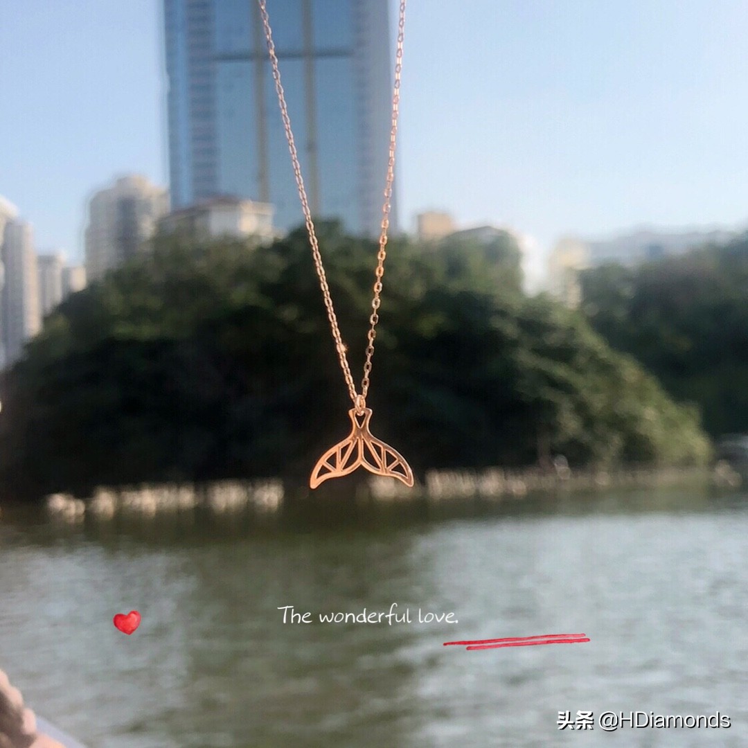 适合春夏的贵气感首饰,多彩首饰点缀细节不经意的时尚感