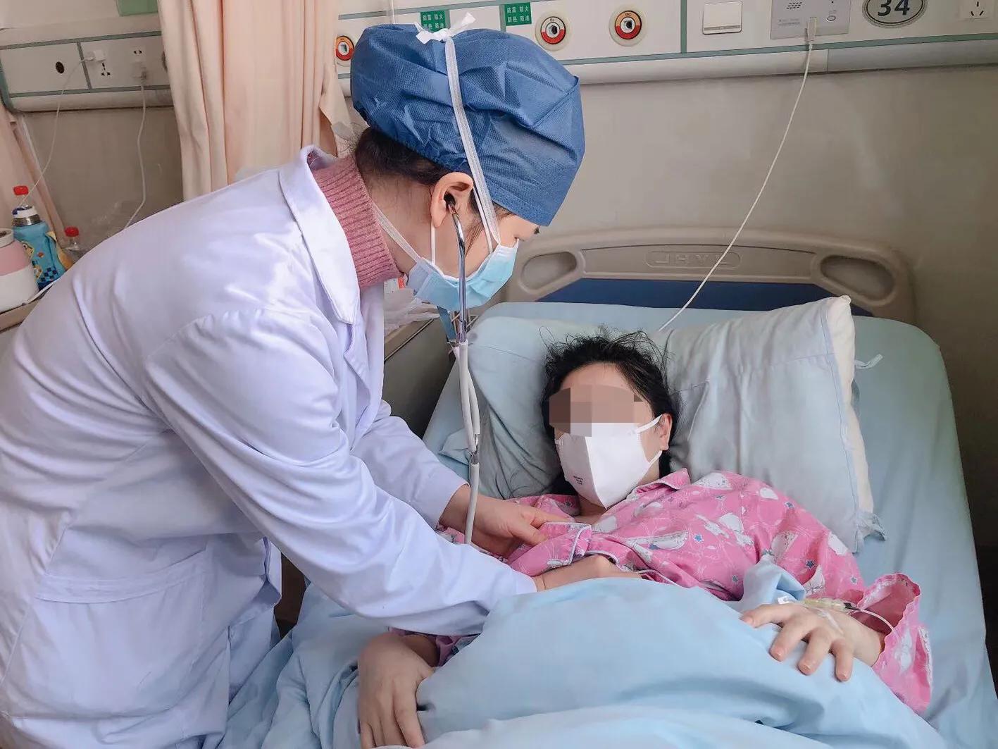 “性命悠关，没防护服也要上！”荆门一发热孕妇腹中胎儿命悬一线