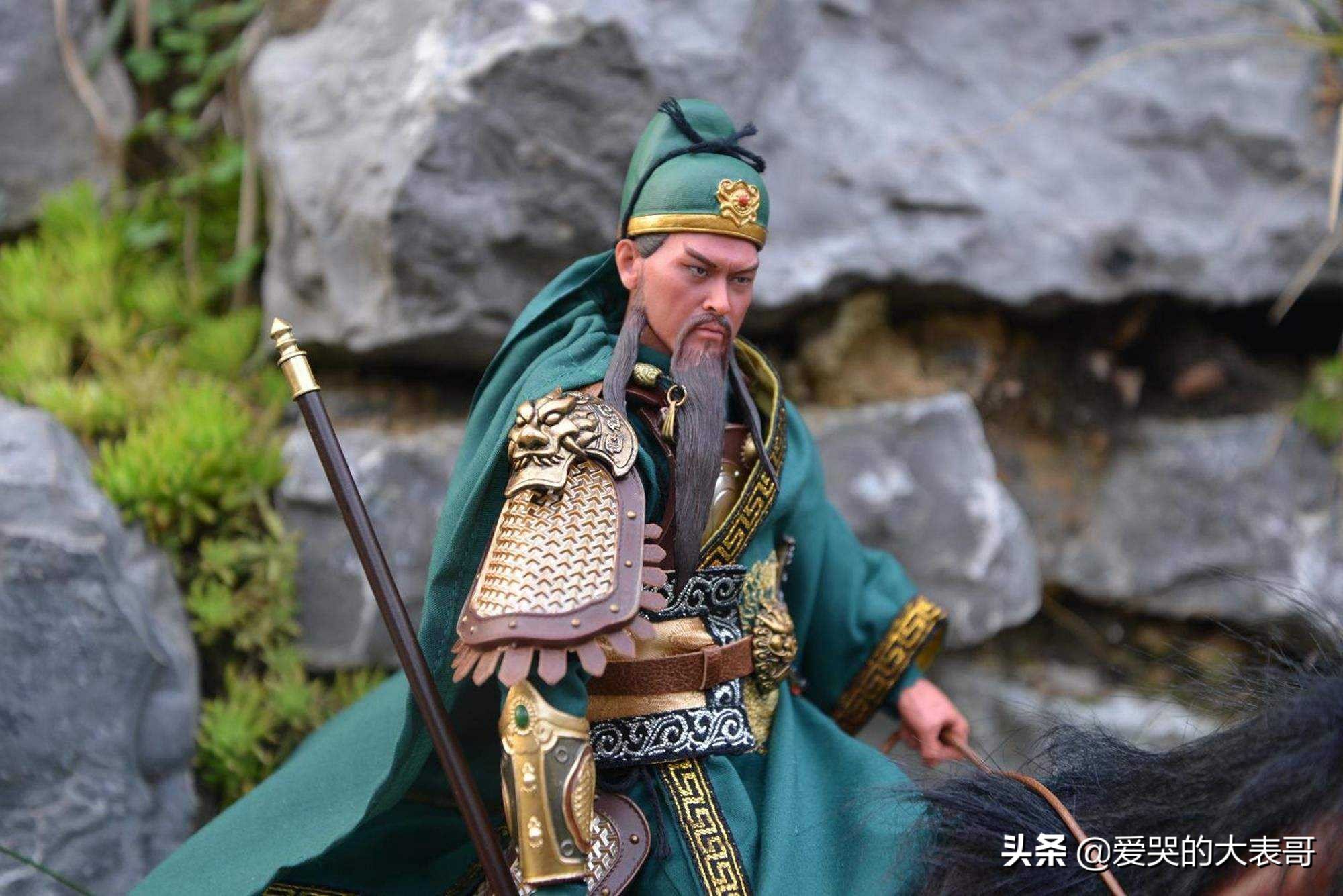 涓瑰嚖鐪煎崸铓曠湁鏄笁鍥戒腑鐨勮皝,涓瑰嚖鐪煎崸铓曠湁鍏崇窘