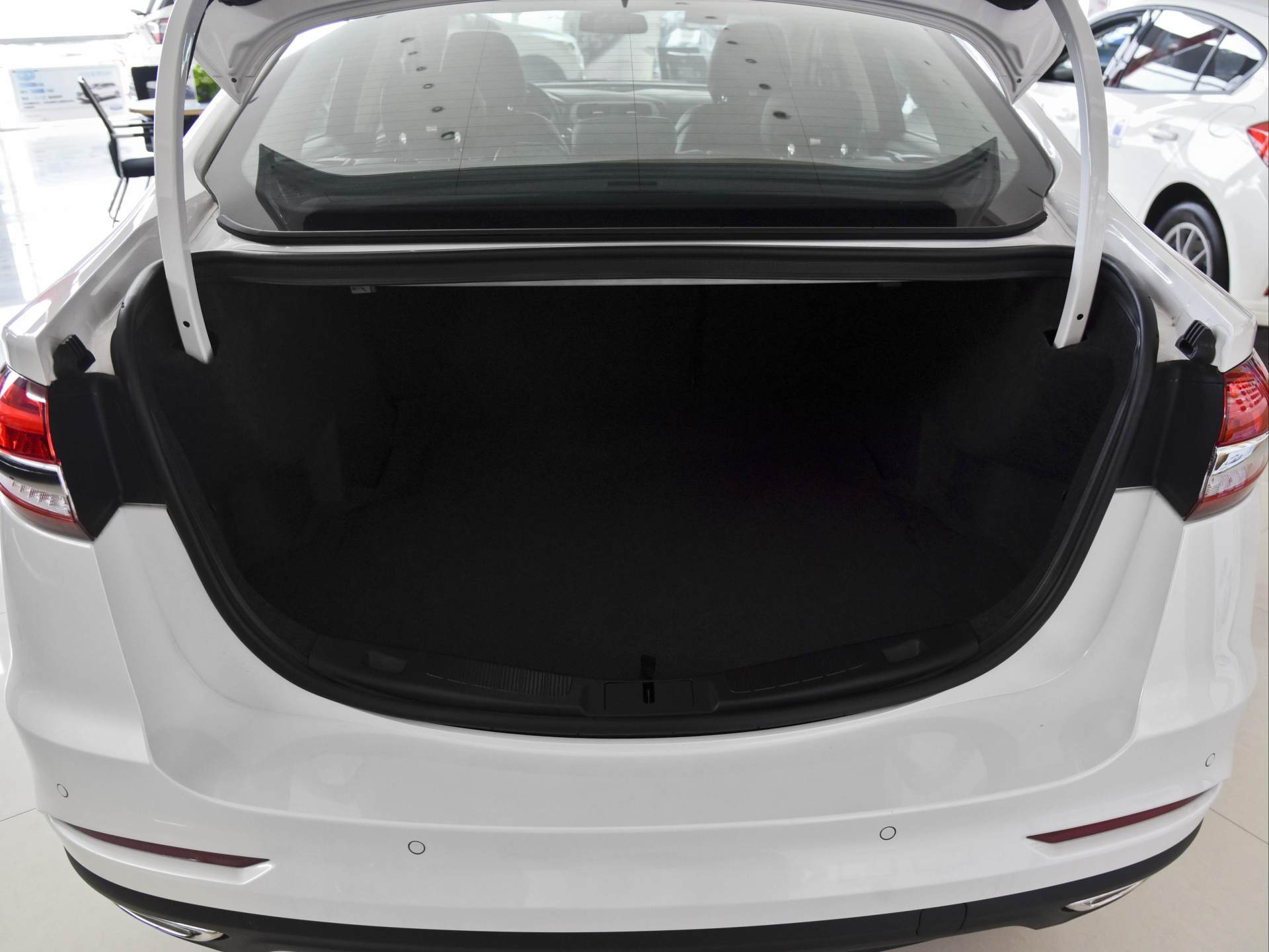 升级之选新款福特蒙迪欧,新款福特蒙迪欧优惠3万5