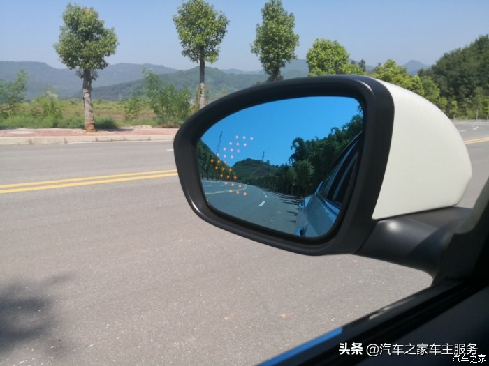 轩逸本质上是一辆家用车,优缺点全在这