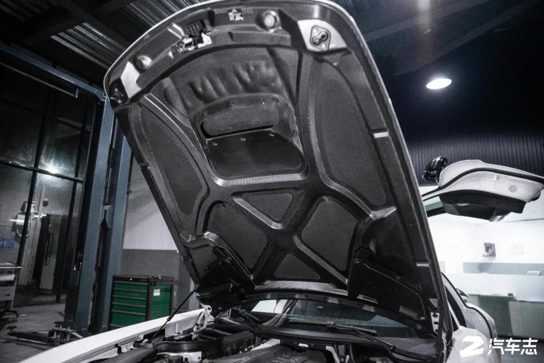 slsblackseries零百加速,奔驰slsamgblackseries顶配