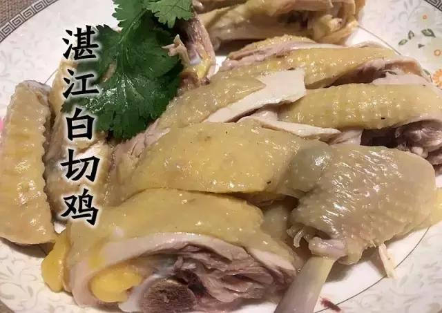 宝宝三文鱼西兰花饺子,三文鱼虾仁儿童家常做法