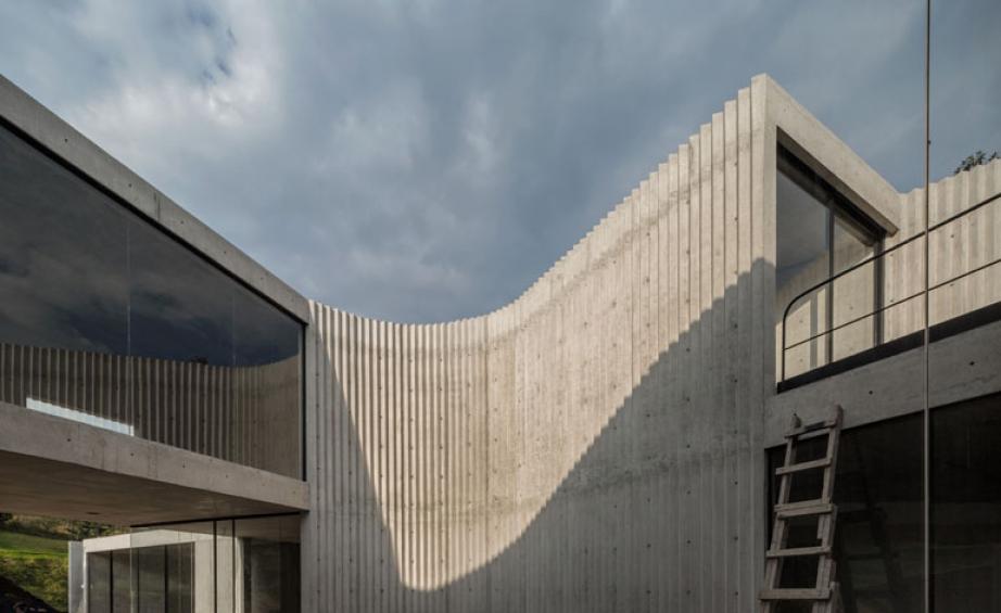 建筑模板如何挑选,建筑质量特别好的房子怎样挑选