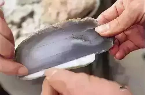 原来这些石头都是烤箱里做出来的,各种各样的石头做法