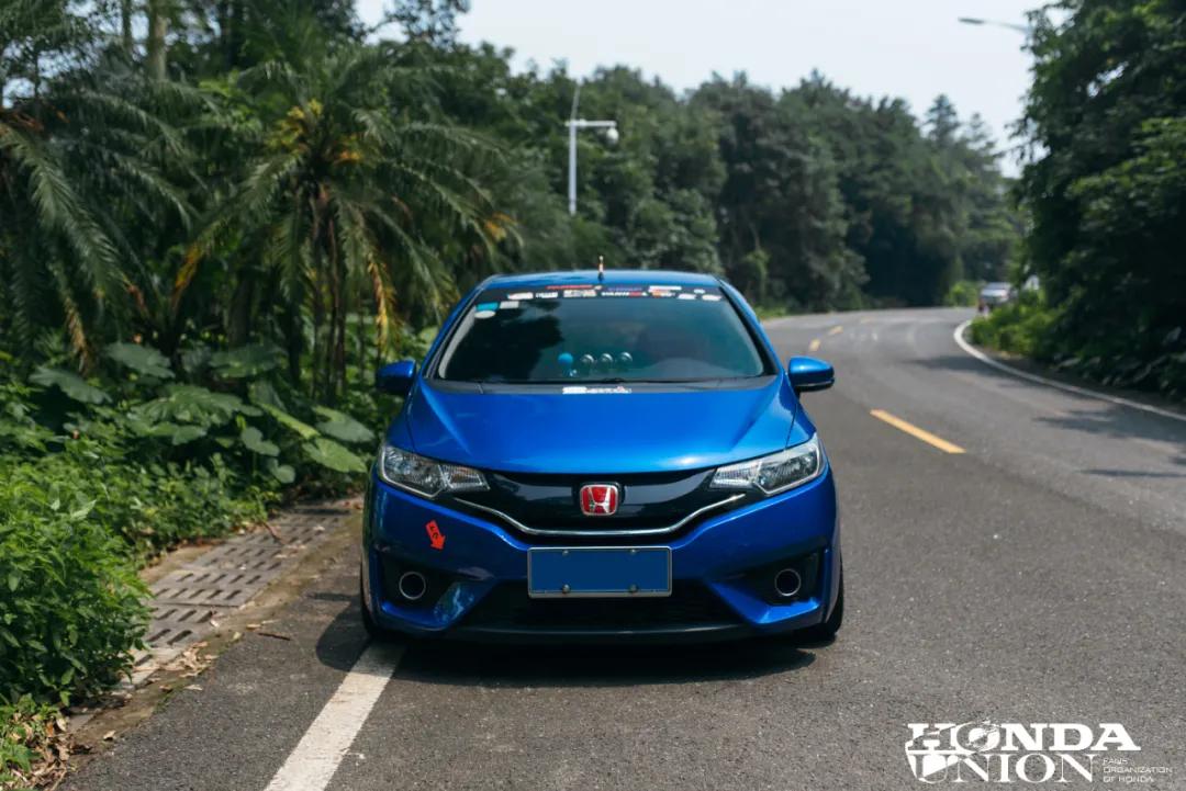 本田飞度适合男孩子开吗,本田飞度适合家庭用车吗