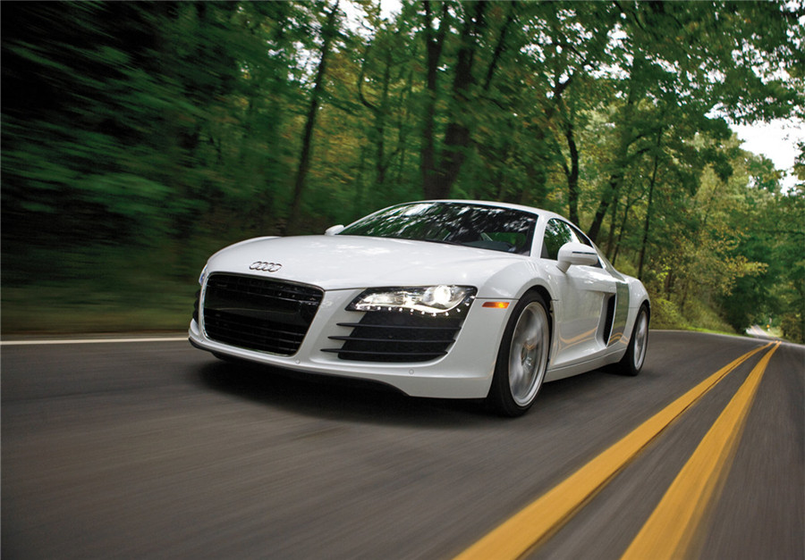 奥迪最好的灯是哪个厂家的,都说奥迪大灯贵到底是不是真的