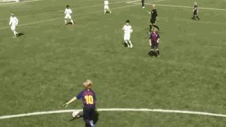 GOAL神奇:梅西接班人竟仿天王吊射羞辱皇马!与迷你罗接班双骄?