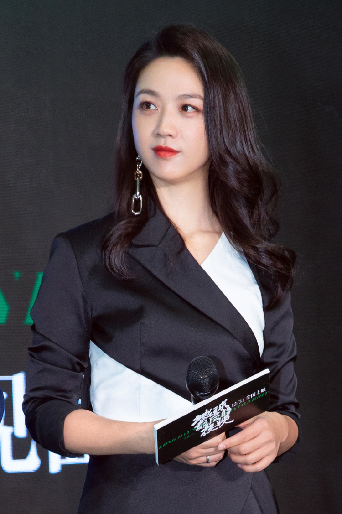 拍戏现场哭了停止拍戏,拍戏前拍摄后哭了