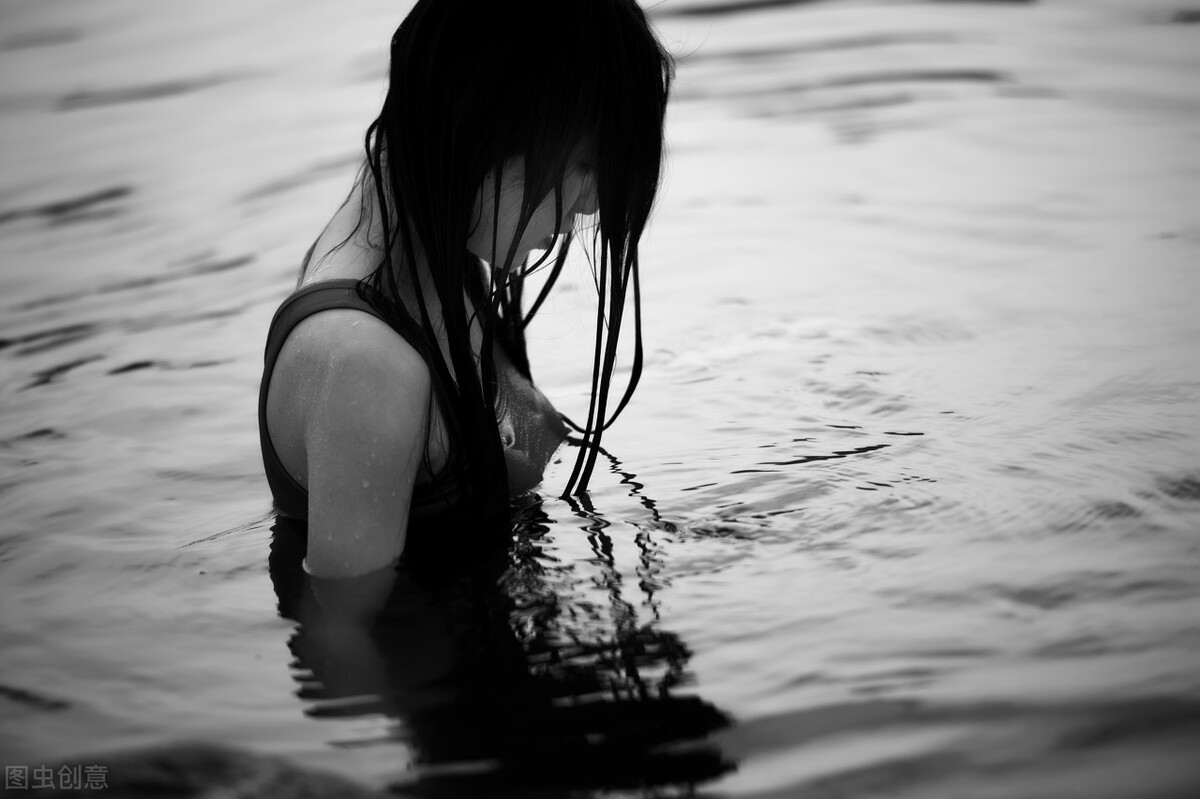 丈夫有婚外情妻子坚决不离,丈夫婚外情把妻子一步步逼疯