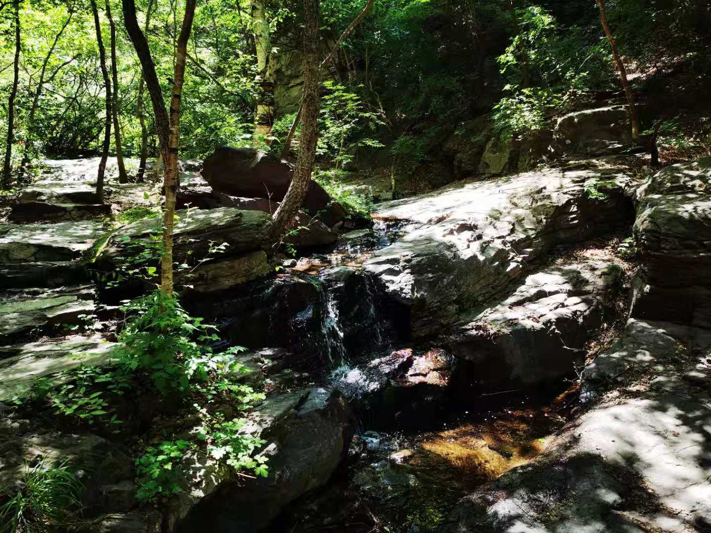 打卡北京双龙峡风景区,十里溪流百潭瀑布,北方小九寨名不虚传