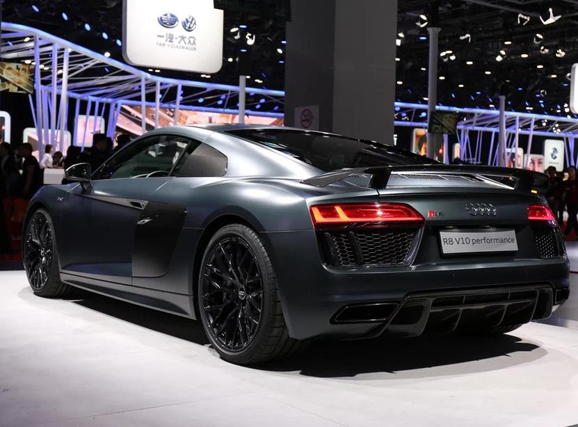 新款奥迪r8v10声浪,奥迪r8v10全段排气启动声浪