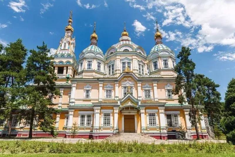 赚到了！坐火车就能出国，票价仅需200＋坐上能吹一辈子