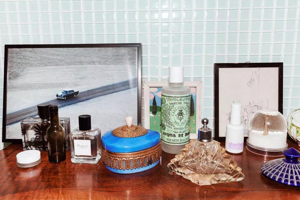 挂画怎么挂墙上比较有高级感,墙体挂画高级感