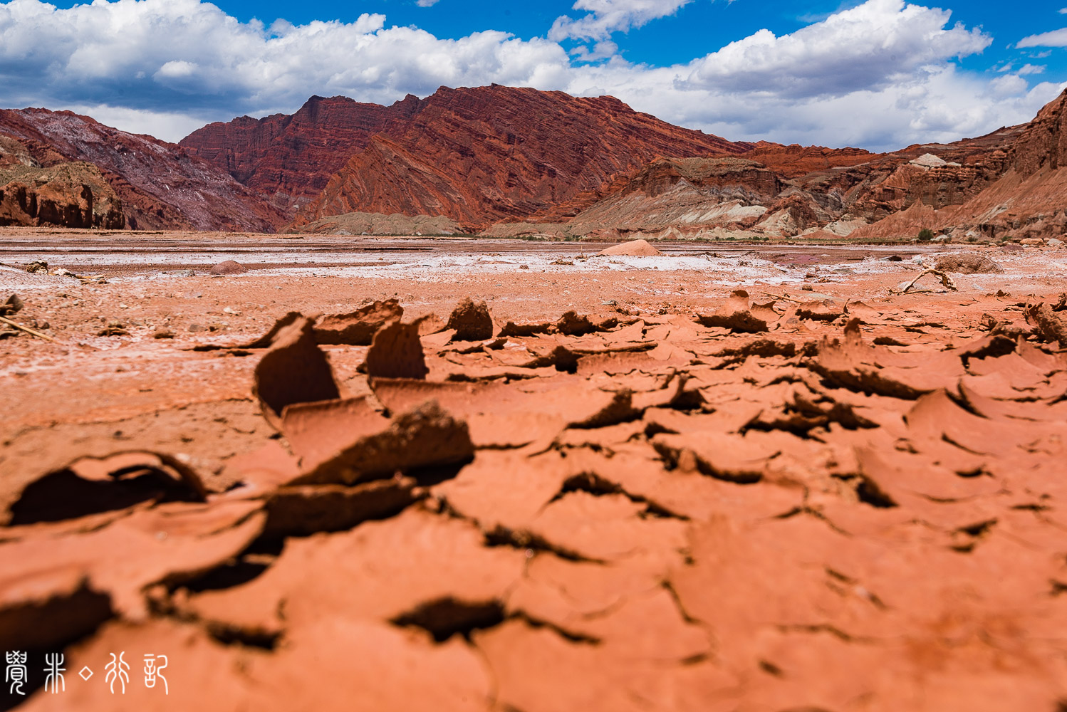 温宿大峡谷和甘肃七彩丹霞,温宿县丹霞大峡谷