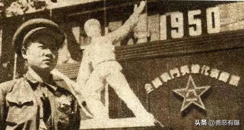 郭俊卿女扮男装照片,郭俊卿14岁剃光头参军