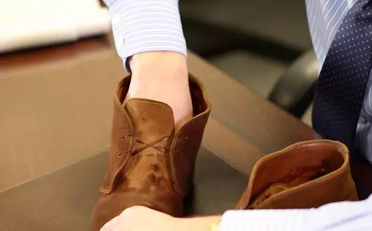 怎么才能让鞋子干燥不臭,如何使鞋子保持干燥