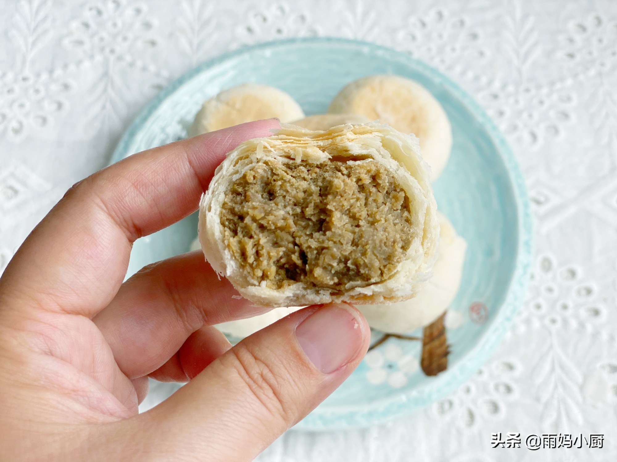 炎炎夏日做个清凉解暑的绿豆饼,夏天必备解暑绿豆饼