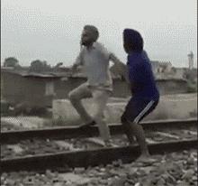 搞笑gif妹子的内心是崩溃的,搞笑gif妹子原来是个逗比