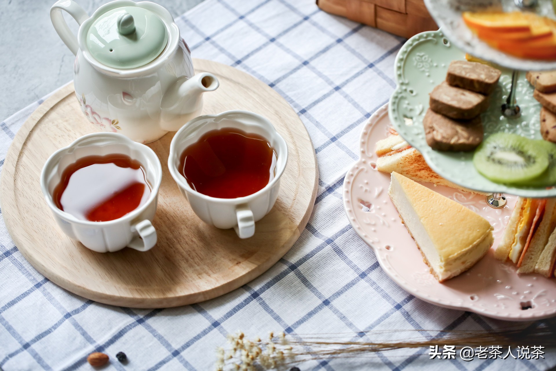 黑茶红茶绿茶哪个更养胃,绿茶伤胃红茶暖胃是真的吗