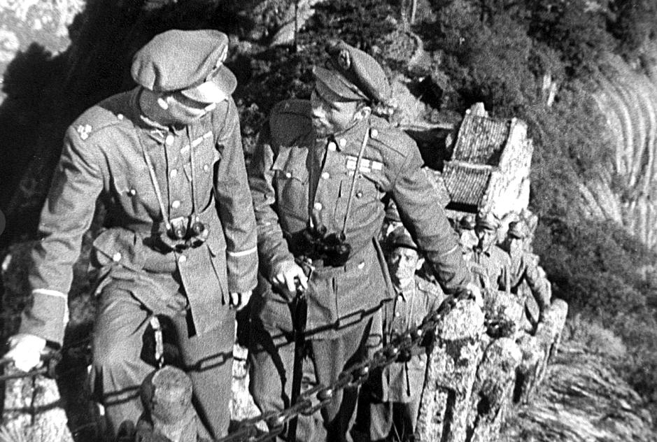 智取华山电影是真实素材吗,电影智取华山全本