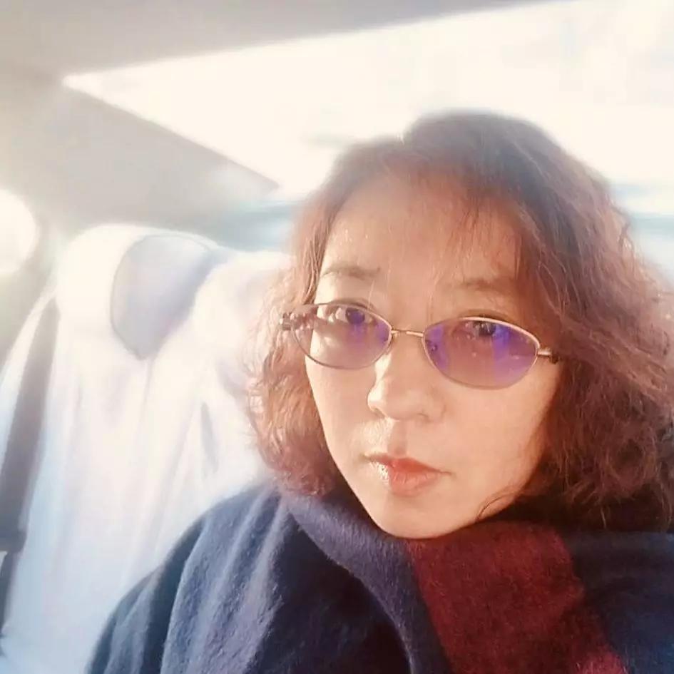 邑人电影院的读者们，向您拜大年了