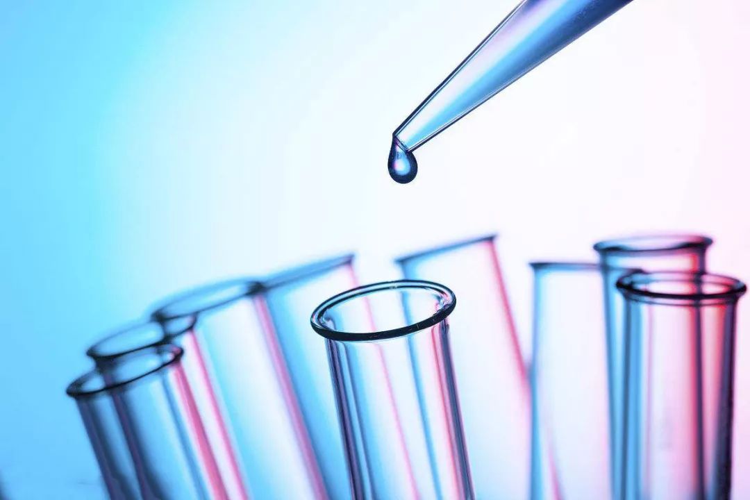 带械字号的面膜是医用面膜吗 (医用冷敷贴面膜和普通面膜区别)