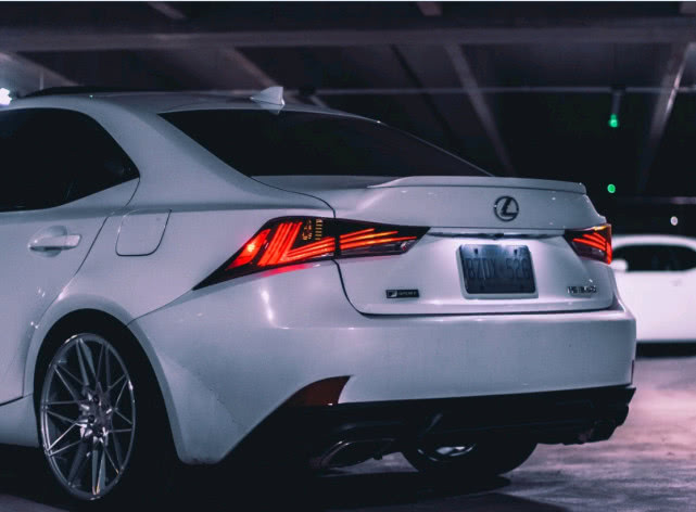 哪一款的雷克萨斯最好,雷克萨斯最好的是什么系列