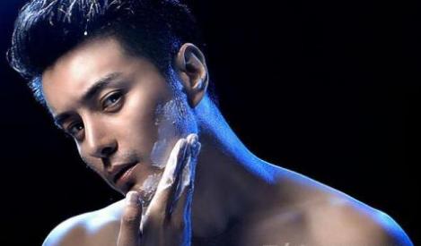 男士护肤品控油保湿哪款最好用,男士补水控油护肤品推荐低价