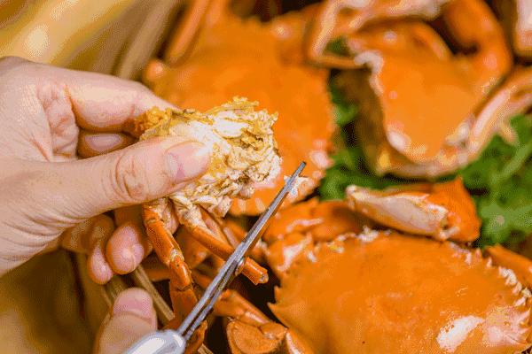 寒露已过，秋意浓，蟹脚痒