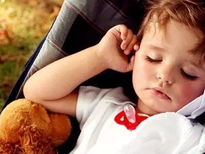 孩子晕车怎么办最有效的方法,孩子晕车怎么办最有效方法