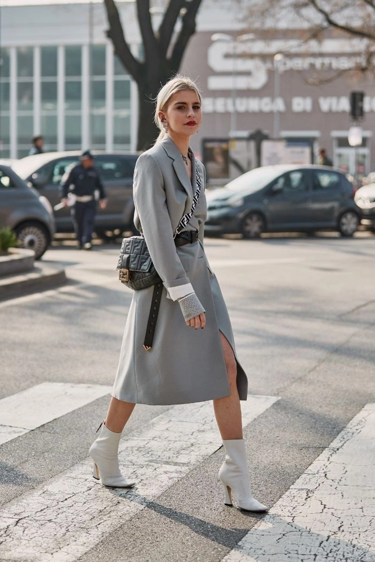 风衣适合微胖人士穿吗,微胖显瘦风衣