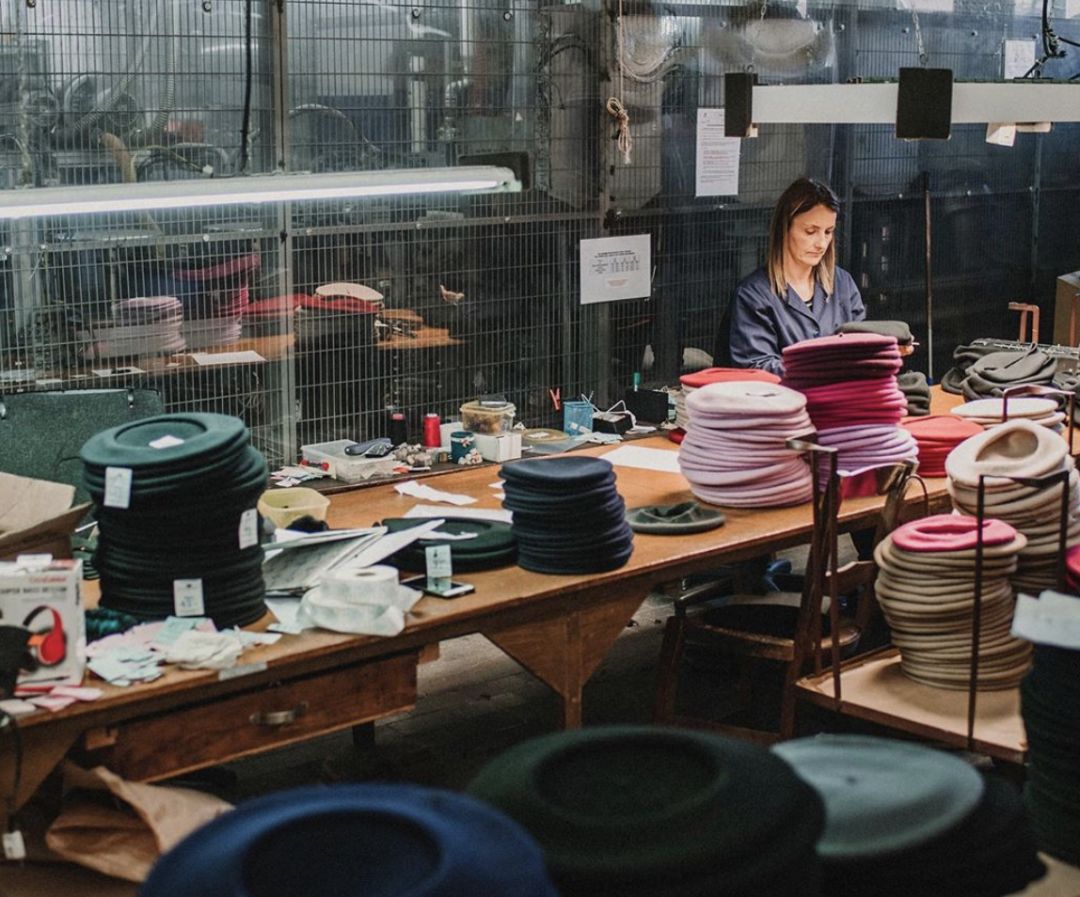 周冬雨少年的你演技混剪,少年的你周冬雨真剪头吗