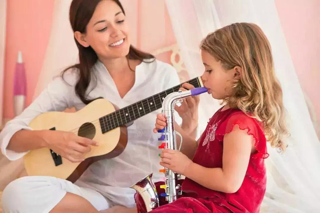 萨克斯初学入门培训班,初学萨克斯的指法视频