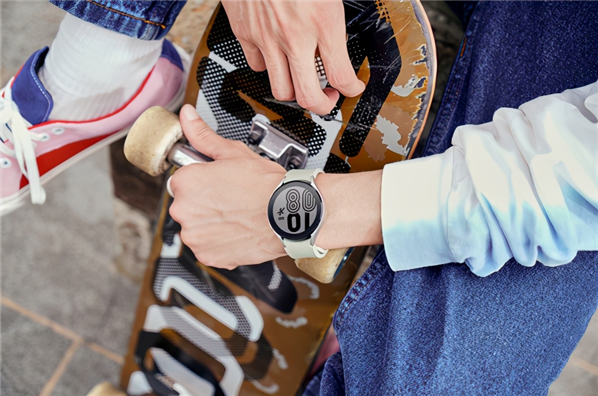 三星galaxyfold35g多功能,三星samsunggalaxyzfold3