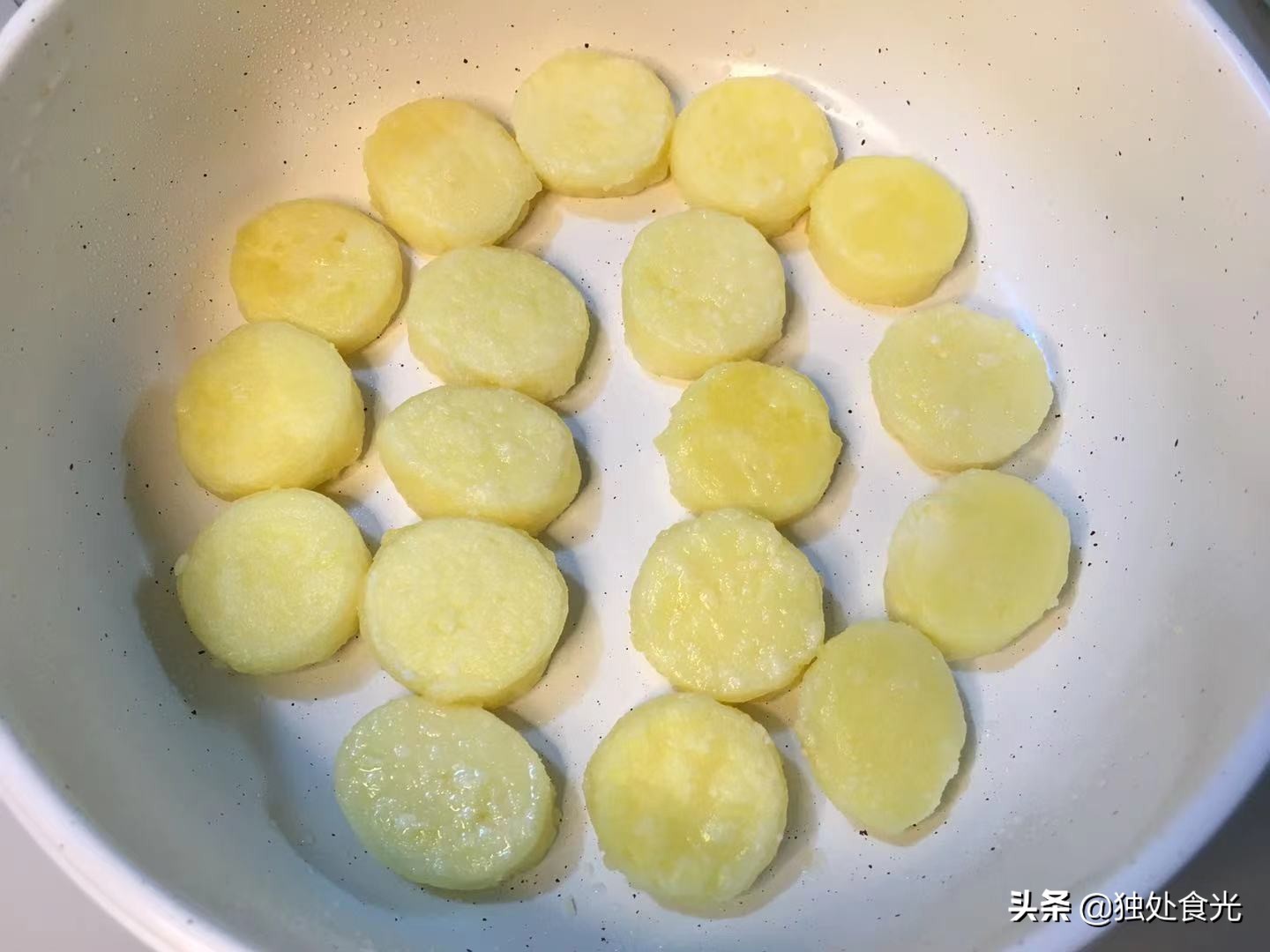 教您油焖虾正宗做法香辣过瘾,焖虾最好吃的做法