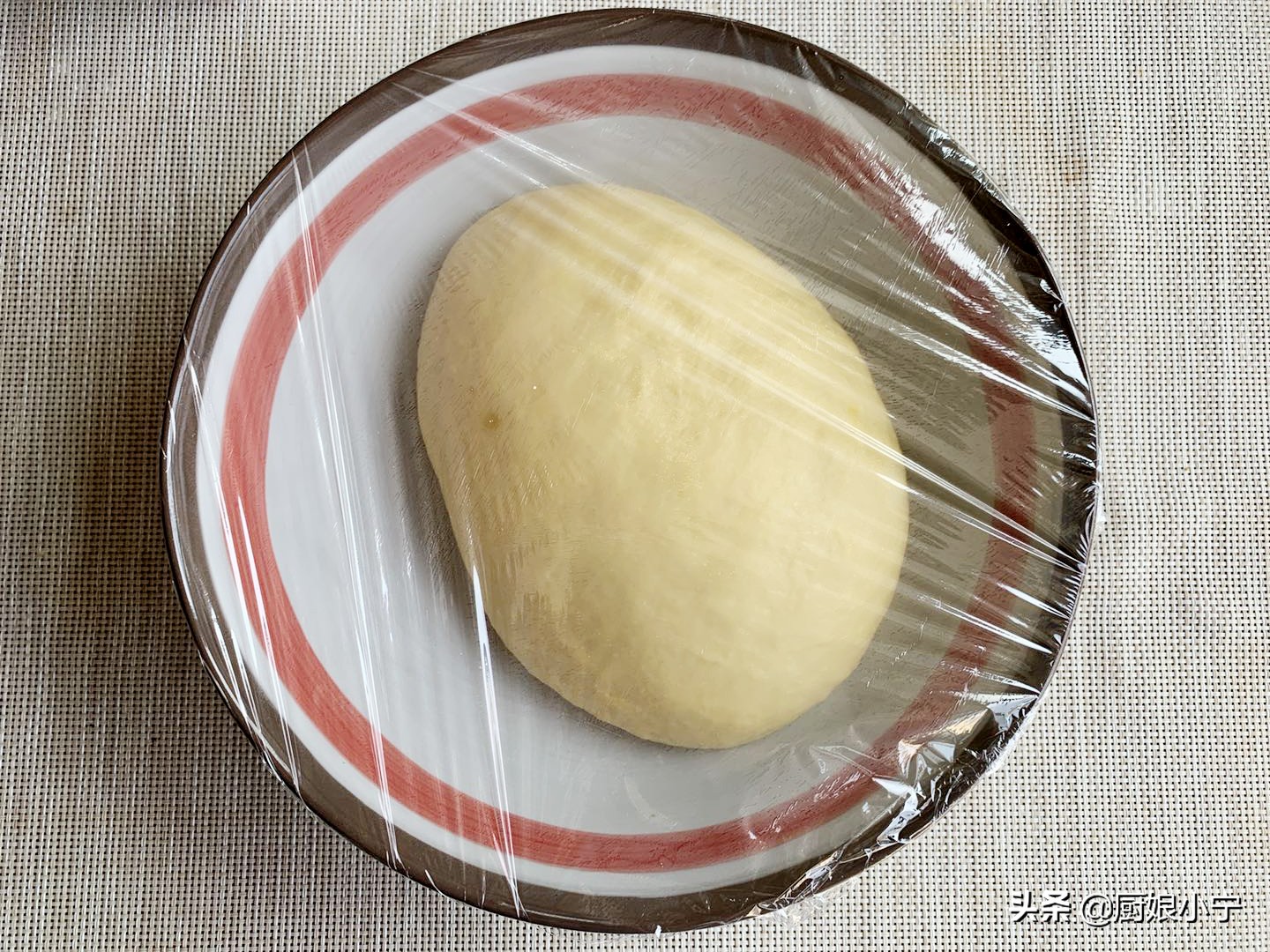 快速炸油条不醒面的方法和配方,油条不发面怎么炸出来又软又蓬松