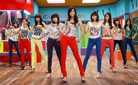 林允儿冻龄,林允儿刚出道自我介绍