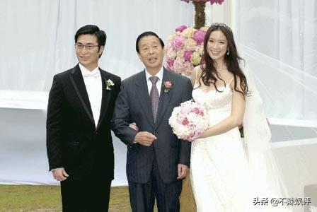 黄晓明向佐同台现场,吴奇隆和向佐